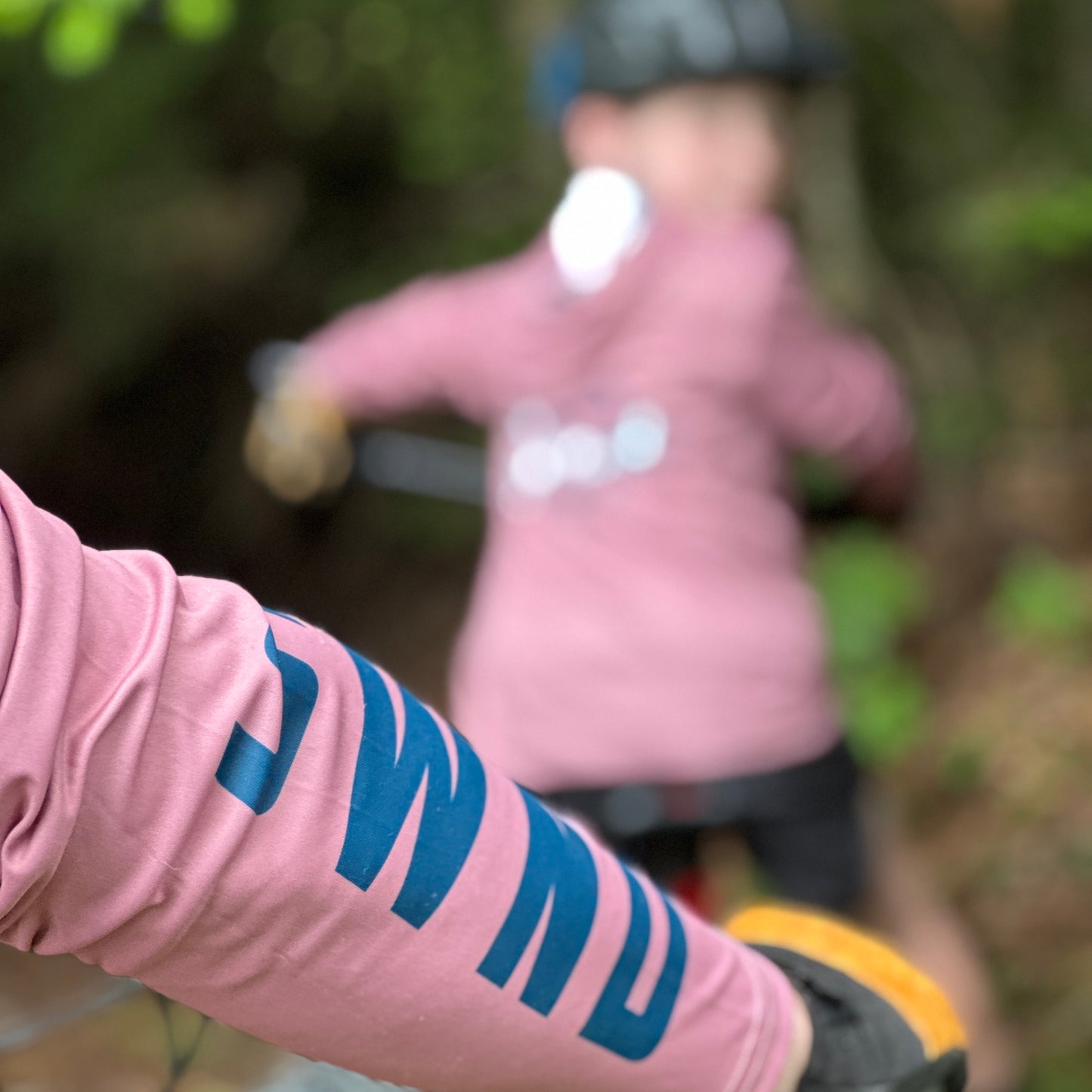 KIDS - The Magellan Hooded Sun Shirt